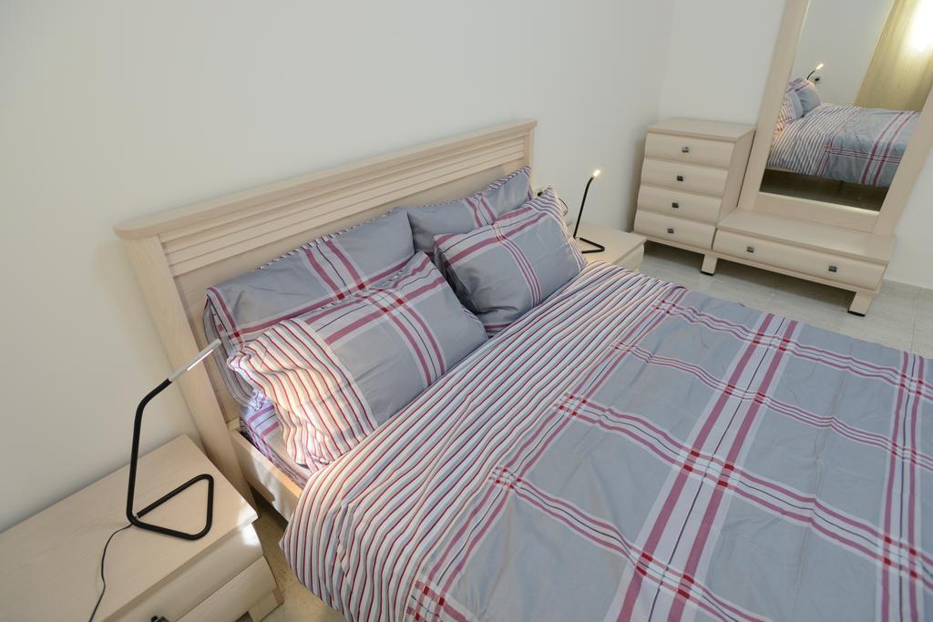 Olga Beach Apartments Haifa Ngoại thất bức ảnh